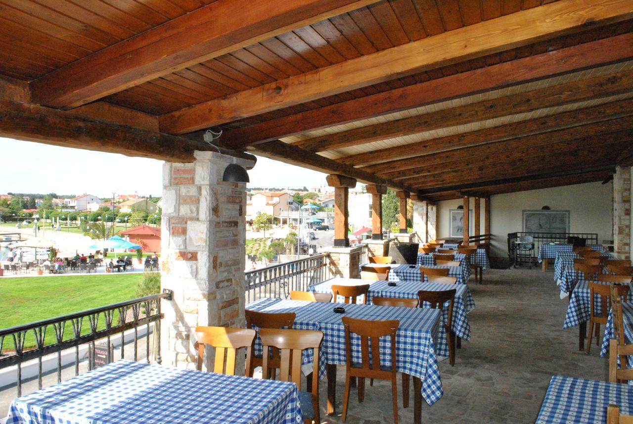 Bed and Breakfast Promenade à Medulin Extérieur photo